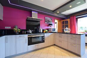 Spacious Holiday Home Near Bastogne