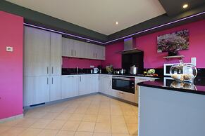 Spacious Holiday Home Near Bastogne