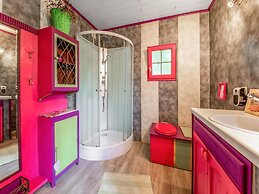 Lively Holiday Home With Garden