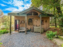 Lively Holiday Home With Garden