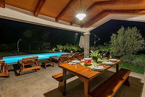 Apartment in Cerovlje With sea Beach