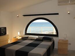 Belvilla by OYO Villa Eirene