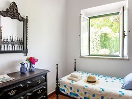 Idyllic Farmhouse in Montemor-o-novo With Pool