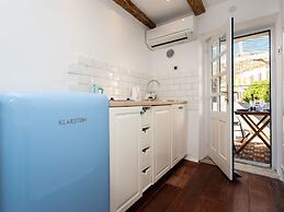 Adorable Holiday Home Located Near the Beach