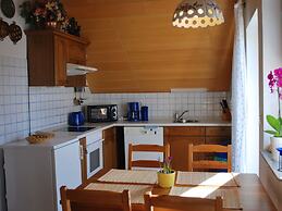 Tranquil Apartment in Ostseebad Kühlungsborn near Sea Beach