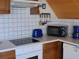 Tranquil Apartment in Ostseebad Kühlungsborn near Sea Beach