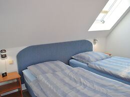 Tranquil Apartment in Ostseebad Kühlungsborn near Sea Beach