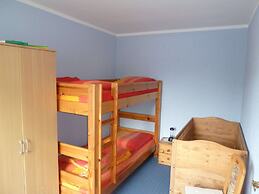 Quaint Bungalow in Reddelich near Baltic Sea Coast