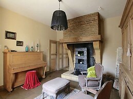 Unique Holiday Home in Virton with Hot Tub