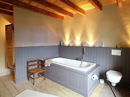 Unique Holiday Home in Virton with Hot Tub