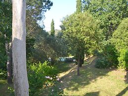 Cozy Holiday House With Terrace