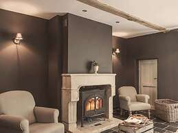 Beautiful Cottage With Pool