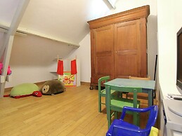 Mansion in Bastogne With Garden