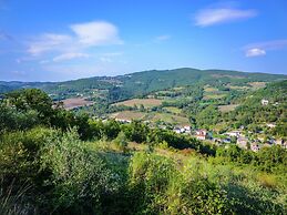 Superb Holiday Home With Swimming Pool