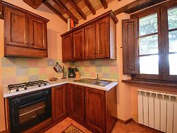 Superb Holiday Home With Swimming Pool