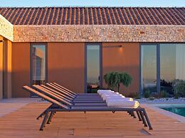 Enticing Holiday Home in Brtonigla with Hot Tub