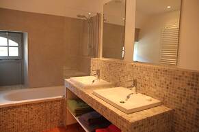 Forestview Family Home