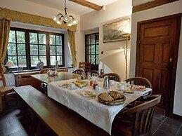 Villa in Spa With Terrace