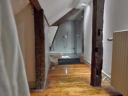 Villa in Spa With Terrace