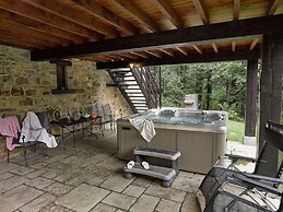 Villa in Spa With Terrace