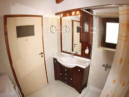 Quaint Holiday Home in Pasalites with Garden near Perama