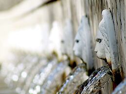 Quaint Holiday Home in Pasalites with Garden near Perama