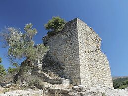 Quaint Holiday Home in Pasalites with Garden near Perama