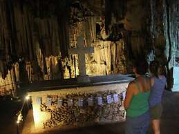 Quaint Holiday Home in Pasalites with Garden near Perama