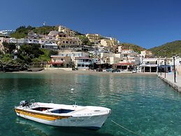 Quaint Holiday Home in Pasalites with Garden near Perama