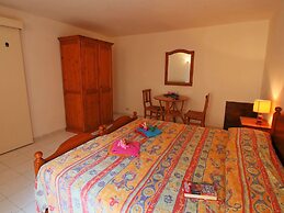 Belvilla by OYO Flat in Villa With Private Terrace