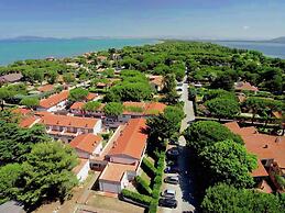 Belvilla by OYO Flat in Villa With Private Terrace