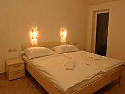 Plush Holiday Home in Novigrad With Patio