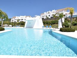 Beautiful Apartment in Estepona With Sauna