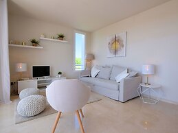 Beautiful Apartment in Estepona With Sauna