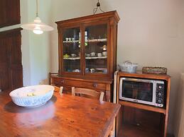 Belvilla by OYO Hilltop Holiday Home With Garden