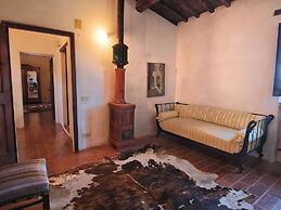 Belvilla by OYO Hilltop Holiday Home With Garden