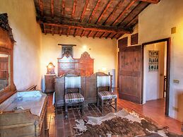 Belvilla by OYO Hilltop Holiday Home With Garden