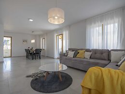 Splendid Villa With Panoramic View