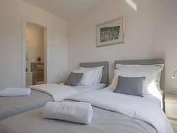 Splendid Villa With Panoramic View