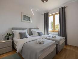 Splendid Villa With Panoramic View