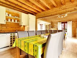Splendid Chalet near Durbuy