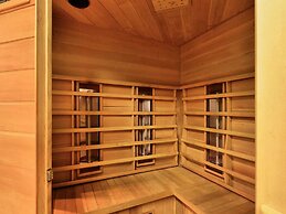 Splendid Chalet near Durbuy