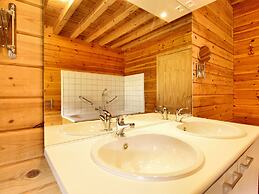 Splendid Chalet near Durbuy