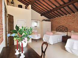 Characteristic Cottage With Private Pool