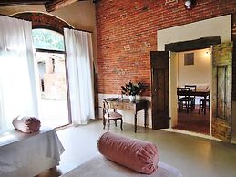 Characteristic Cottage With Private Pool