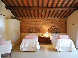 Characteristic Cottage With Private Pool