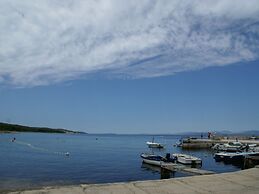 Magnificent Villa in Supetar With Swimming Pool