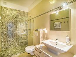 Magnificent Villa in Supetar With Swimming Pool