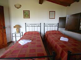 Belvilla by OYO Rustic Farmhouse With Terrace