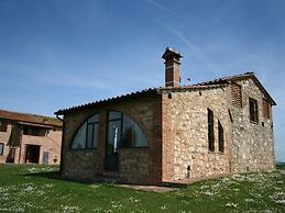 Belvilla by OYO Rustic Farmhouse With Terrace